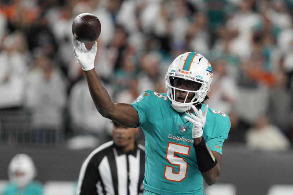 Miami Dolphins quarterback Teddy Bridgewater passes. (AP Photo/Jeff Dean)