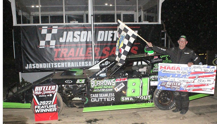 Union City’s Rick Swartout picked up his first feature win of the season Saturday in the MagaLift UMP Modified division.