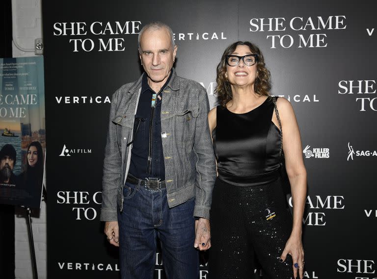 La escritora y directora Rebecca Miller se lució en el estreno de su película junto a su esposo, Daniel Day-Lewis