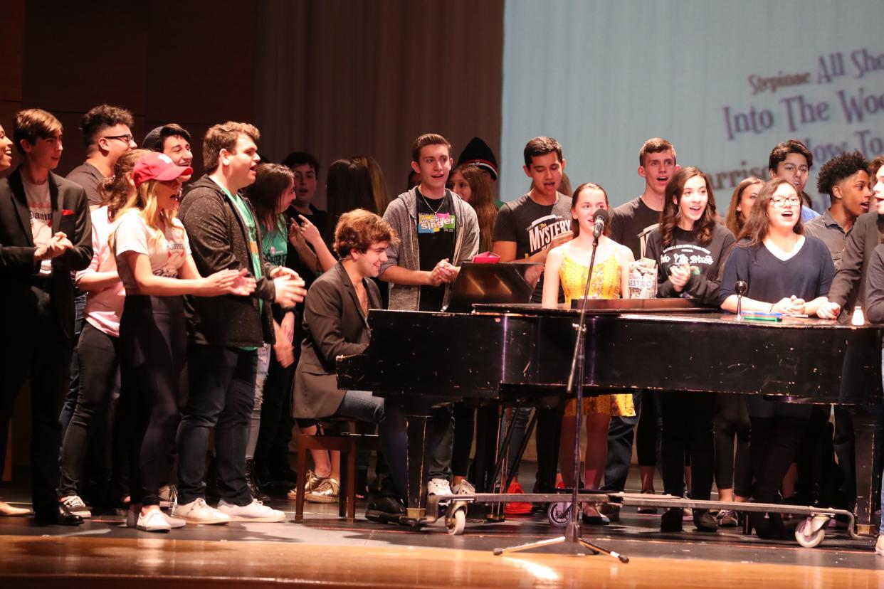 Michael Mastroianni plays the "Seasons of Love" finale at Pedro's Open Mic 2018. Mastroianni, now a performer at DisneyWorld, will return to the piano at Harrison High School to accompany the singers at Pedro's Open Mic 2024 on May 11.