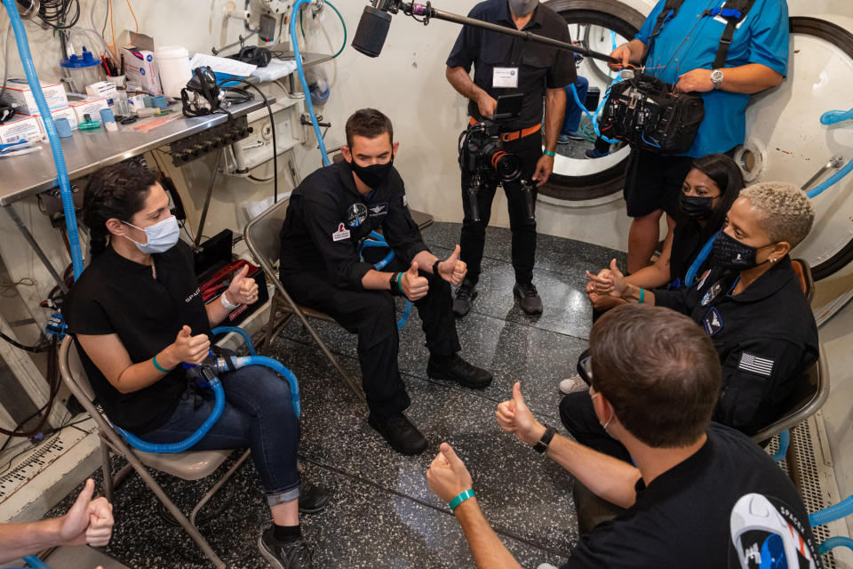 Altitude chamber training at Duke Health in Durham, North Carolina, Jul. 2, 2021.<span class="copyright">John Kraus—Inspiration4</span>