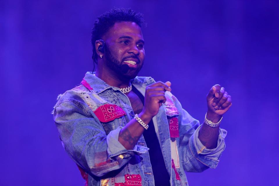 Jason Derulo performs on stage during MDLBEAST SOUNDSTORM 2021 on December 19, 2021 in Riyadh, Saudi Arabia.