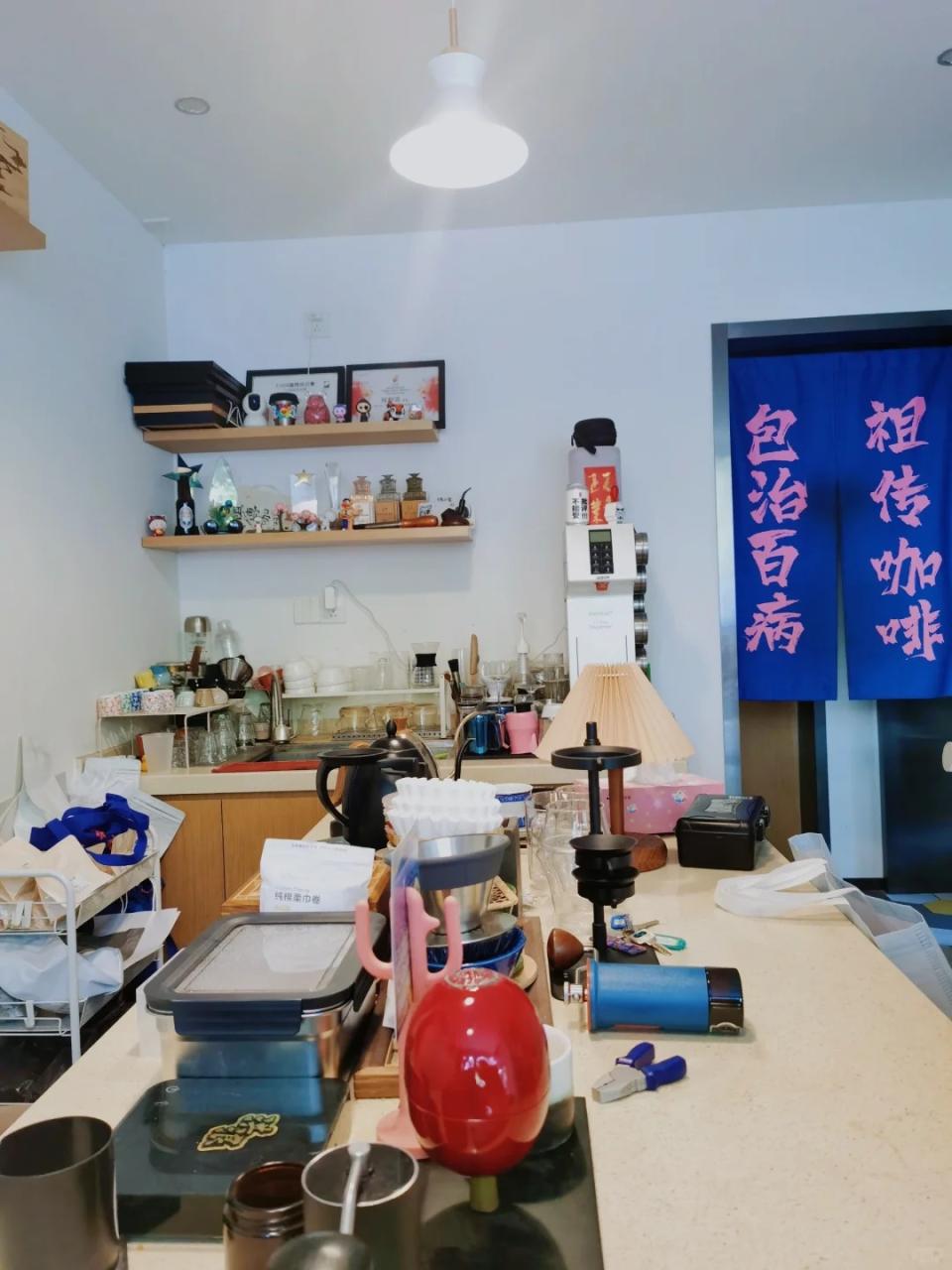 深圳咖啡一條街｜咖啡探店之旅 復古打卡店／中國風日茶夜館／ 日系咖啡館 嘗冰博克厚乳拿鐵／溏心蛋拿鐵／鬼佬豆漿