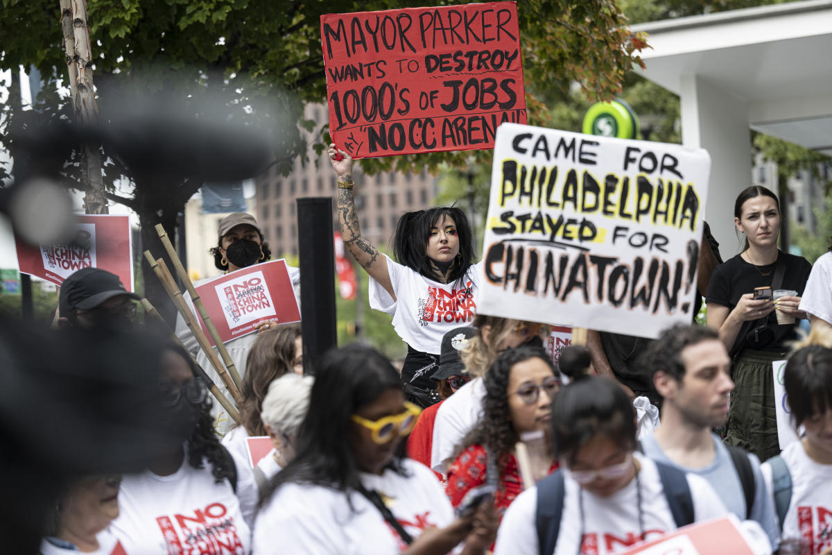 À Philadelphie, les militants de Chinatown se rassemblent à nouveau pour stopper le développement. Cette fois, c’est une arène des 76ers