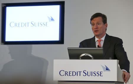 Credit Suisse Chief Executive Brady Dougan addresses a news conference to present the bank's full-year results in Zurich February 12, 2015. REUTERS/Arnd Wiegmann