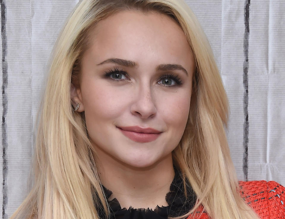 NUEVA YORK, NY - ENERO 05: Hayden Panettiere asiste a la serie Build 'Nashville' en la sede de AOL el 5 de enero de 2017 en la ciudad de Nueva York. (Foto de Dimitrios Kambouris/WireImage)