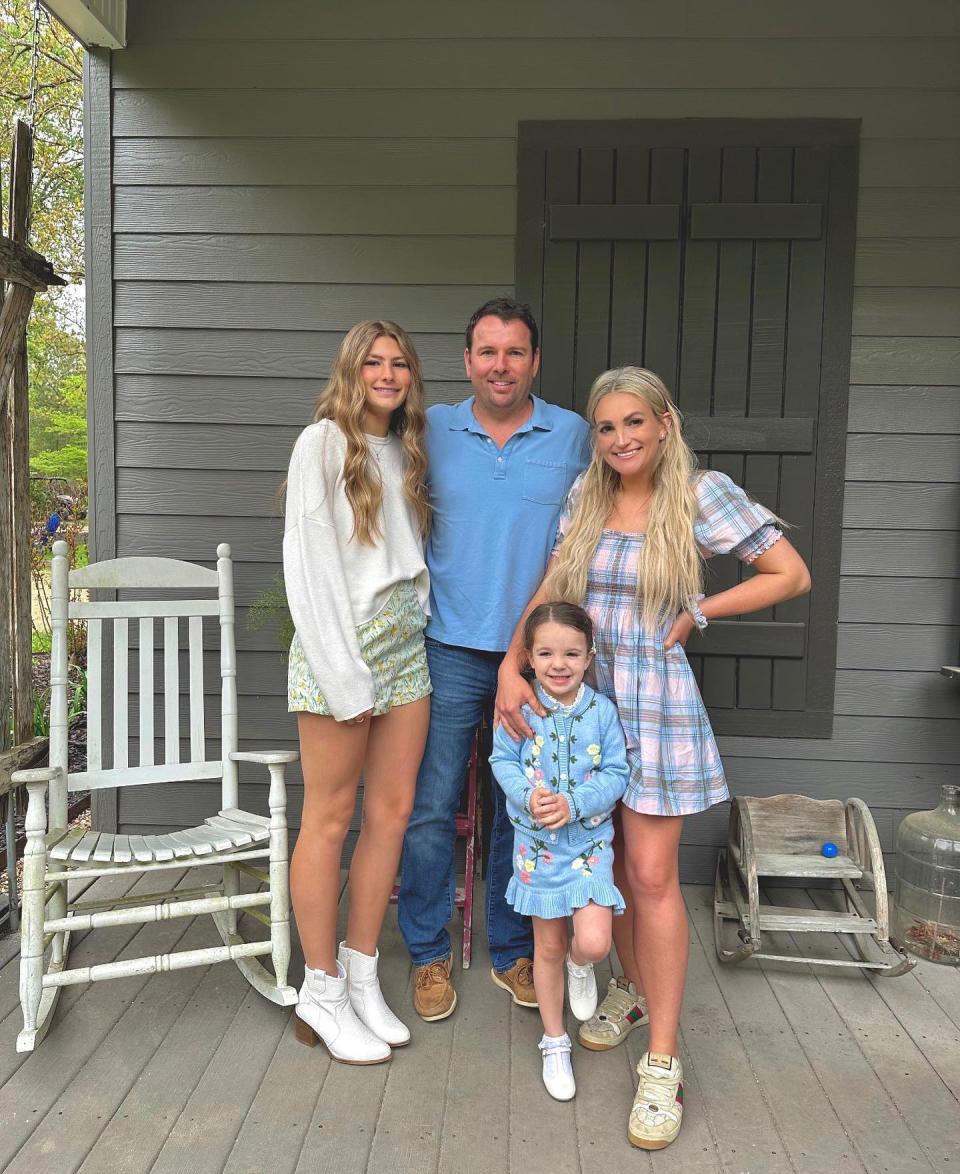 Jamie Lynn Spears and Husband Jamie Watson Relationship Timeline