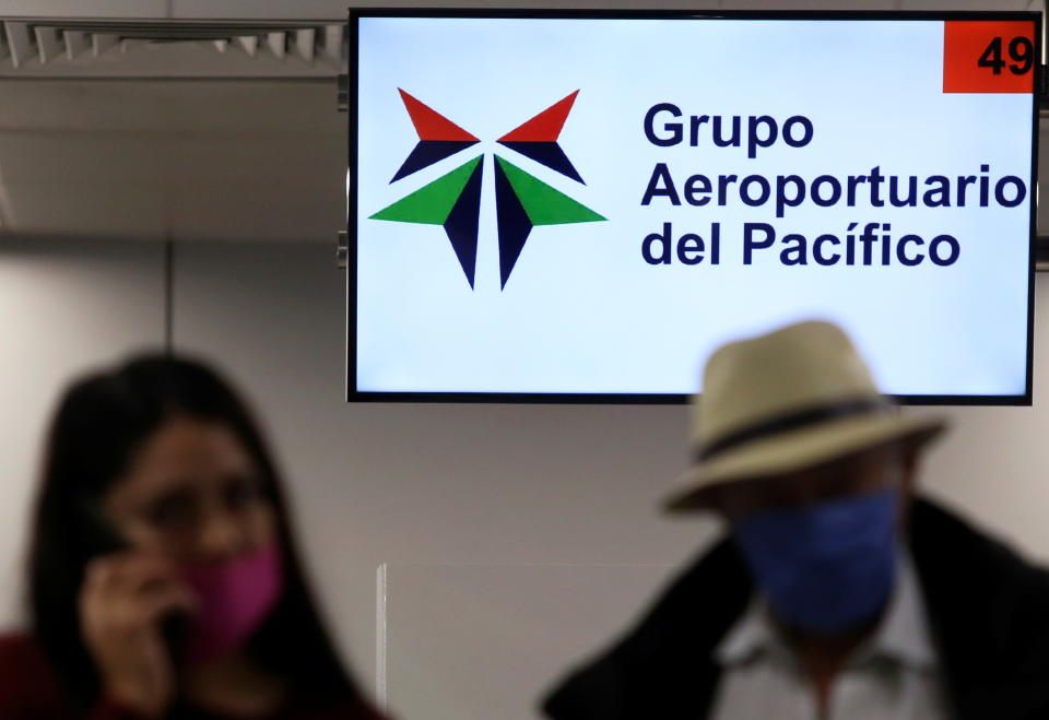 Logotipo del operador aeroportuario mexicano Grupo Aeroportuario del Pacífico (GAP) en el Aeropuerto Internacional Miguel Hidalgo y Costilla, en Guadalajara. (REUTERS/Fernando Carranza)