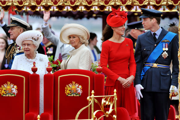 <div class="caption-credit"> Photo by: Wpa Pool | Getty Images</div>Prince Philip, The Duke of Edinburgh, Queen Elizabeth II, Camilla, Duchess of Cornwall, Catherine, Duchess of Cambridge and Prince William, Duke of Cambridge onboard the Spirit of Chartwell during the Diamond Jubilee Pageant.