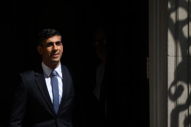 Rishi Sunak leaves 10 Downing Street 