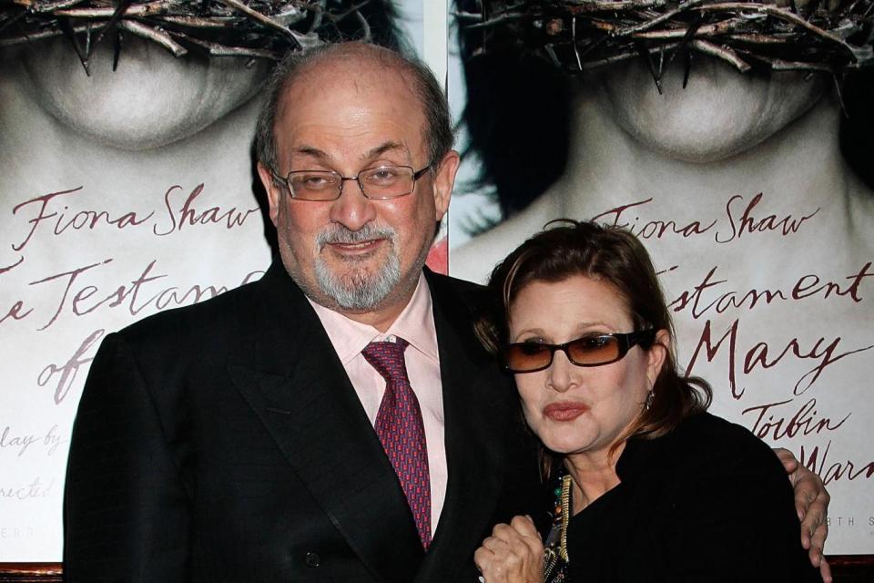 Pals: Salman Rushdie and Carrie Fisher (Photo by Laura Cavanaugh/Getty Images)