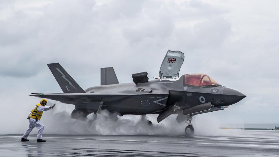 UK navy F-35B Queen Elizabeth aircraft carrier