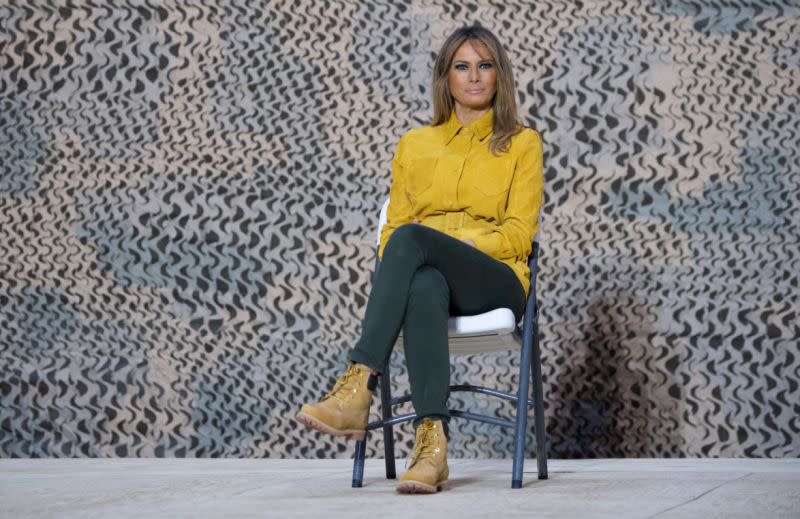 Melania Trump trägt beim Truppenbesuch im Irak Timberland Boots. (Foto: Getty Images)