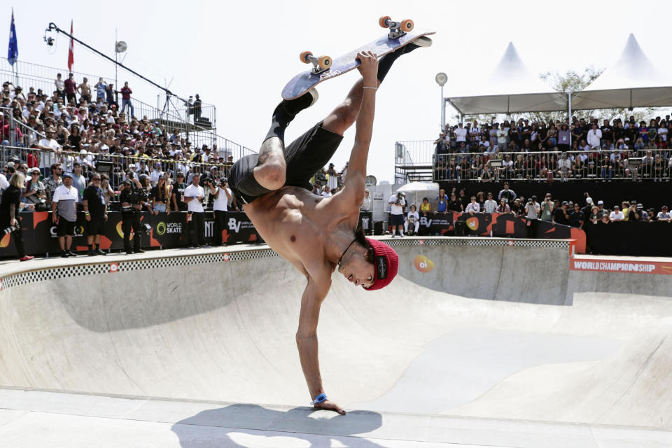 Heimana Reynolds performs en route to winning the men’s final at the Park World Skateboarding Championships in São Paulo. - Credit: KYDPL KYODO/AP