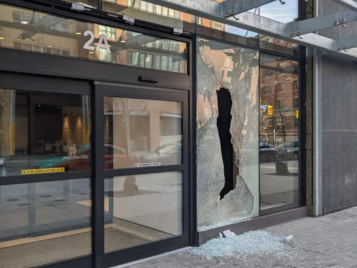 A spokesperson with Toronto police says they have received reports relating to break and enter as well as damage to buildings in the St. Lawrence Market area. (St. Lawrence Neighbourhood Facebook Group - image credit)