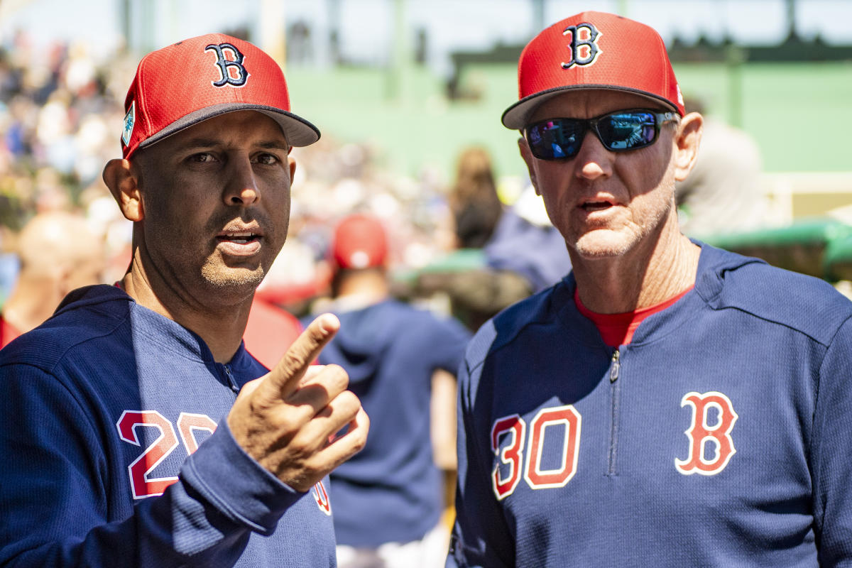 Boston Red Sox manager Alex Cora tips hat to video staff after