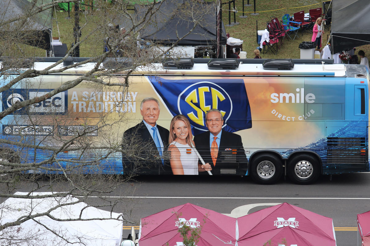 SEC leaving CBS for ESPN, ABC for marquee football games - Sports  Illustrated