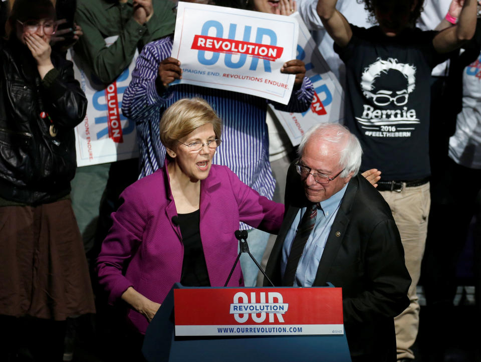 Sen. Elizabeth Warren (D-Mass.) and Sen. Bernie Sanders (I-Vt.), both contenders for the 2020 Democratic presidential nomination, will mostly be in agreement on Tuesday night. But that doesn't mean there's no difference between the two. (Photo: Mary Schwalm / Reuters)