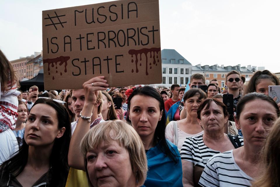 A Ukrainian Independence Day gathering in Warsaw, Poland. (Piotr Lapinski/NurPhoto/Shutterstock)