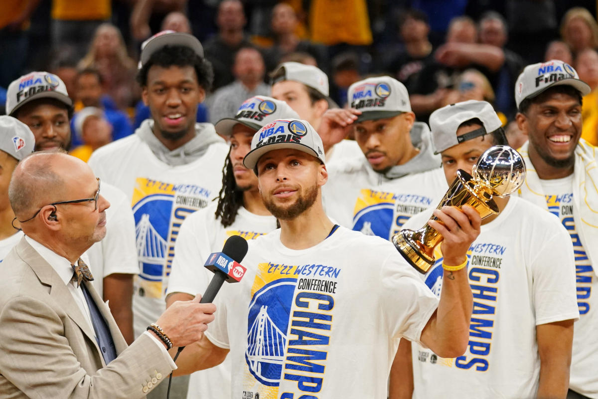 Stephen Curry Named Western Conference Player of the Week, Nov. 7-13, 2022