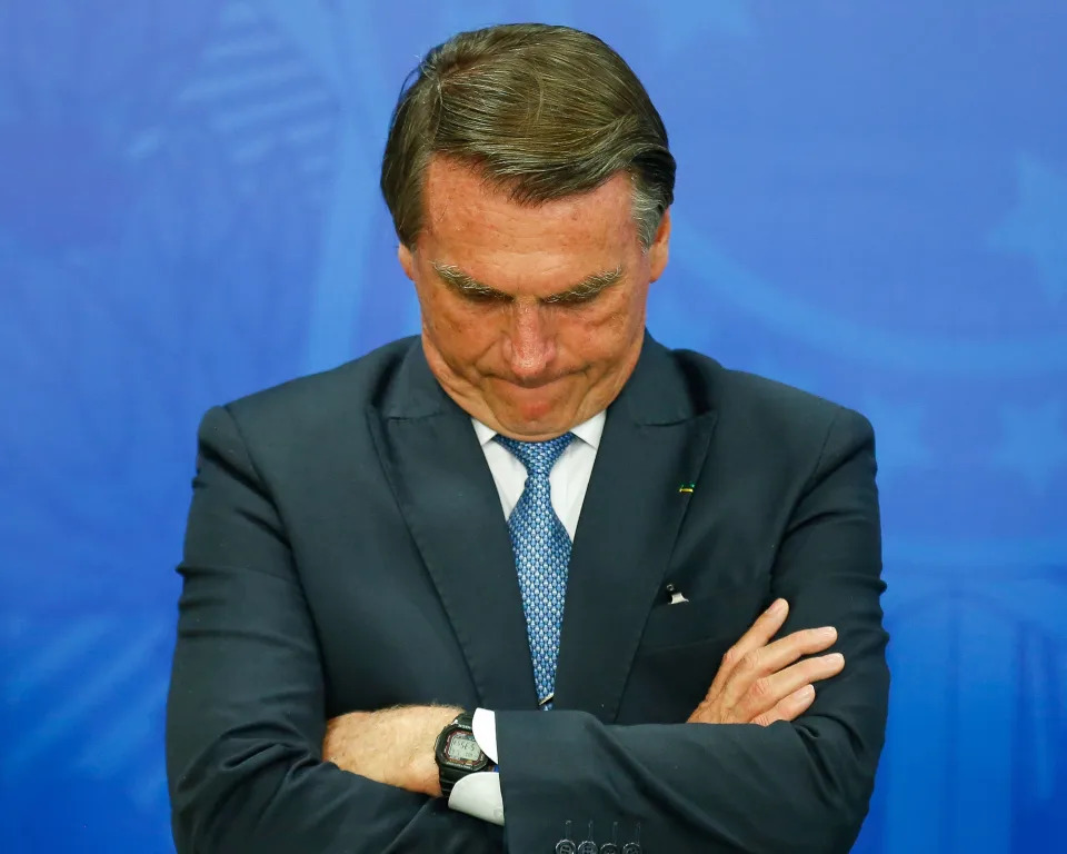 Bolsonaro será investigado pelo STF no inquérito que busca incentivadores dos atos golpistas ocorridos no DF. (Foto: SERGIO LIMA/AFP via Getty Images)