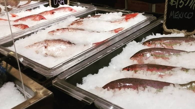 wegmans seafood counter