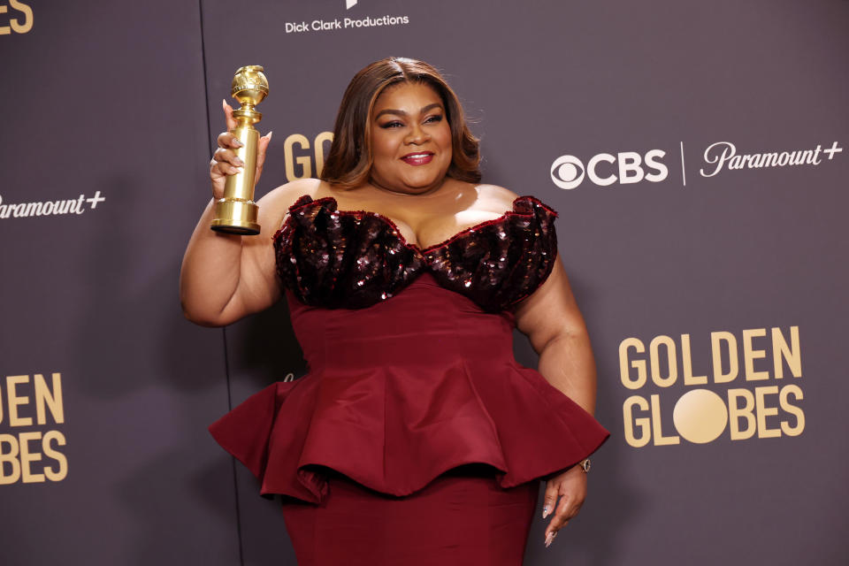 BEVERLY HILLS, CALIFORNIA - JANUARY 07: Da'Vine Joy Randolph, winner of the Supporting Actress award for "The Holdovers", pose in the press room during the 81st Annual Golden Globe Awards at The Beverly Hilton on January 07, 2024 in Beverly Hills, California. (Photo by Amy Sussman/Getty Images)