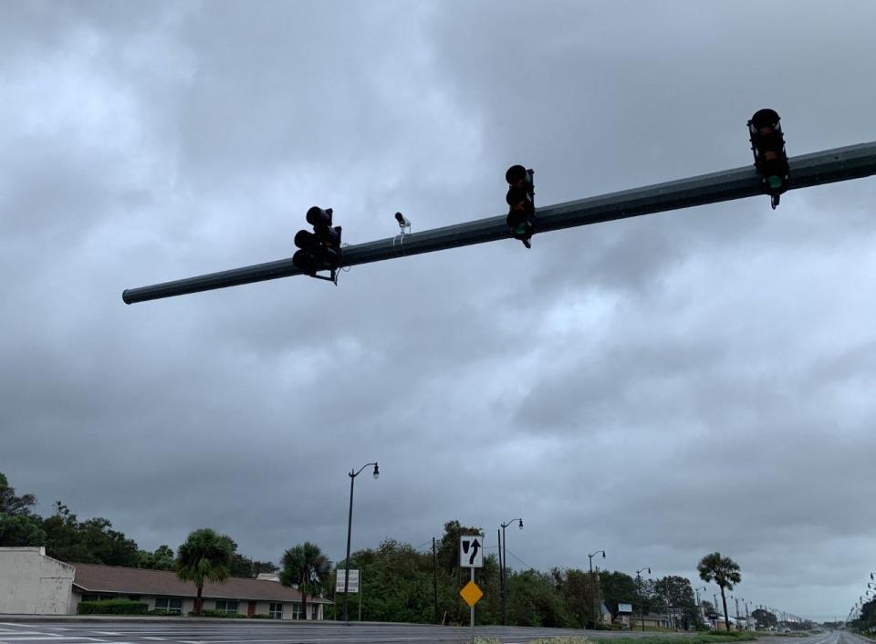 The intersection at U.S. 1 and Dixon Blvd. in Cocoa is out on Thursday morning, Nov. 10, 2022.