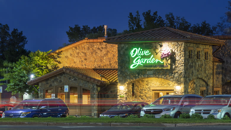 Olive Garden restaurant at night