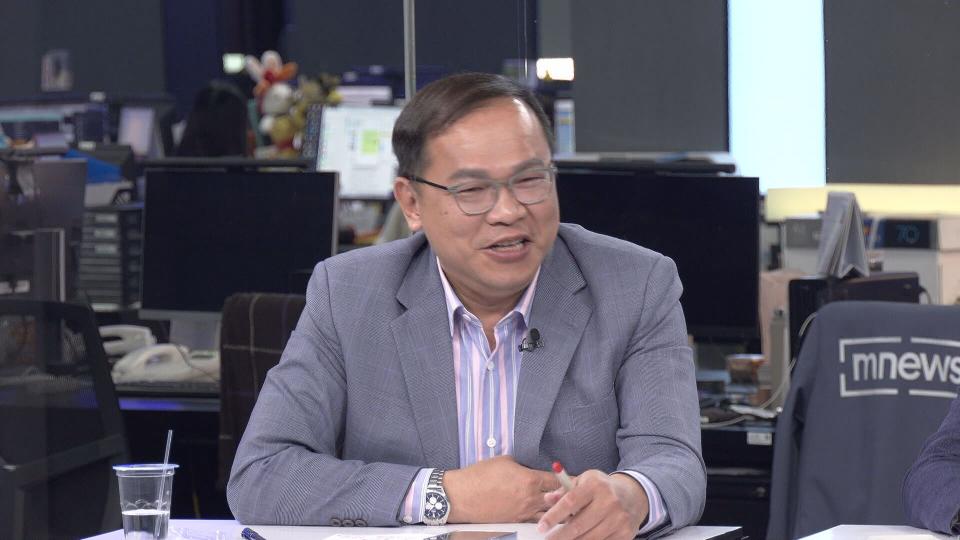 民進黨政策會執行長王義川在鏡電視網路訪談節目「有話鏡來講」表示「韓粉部隊」都集結了。