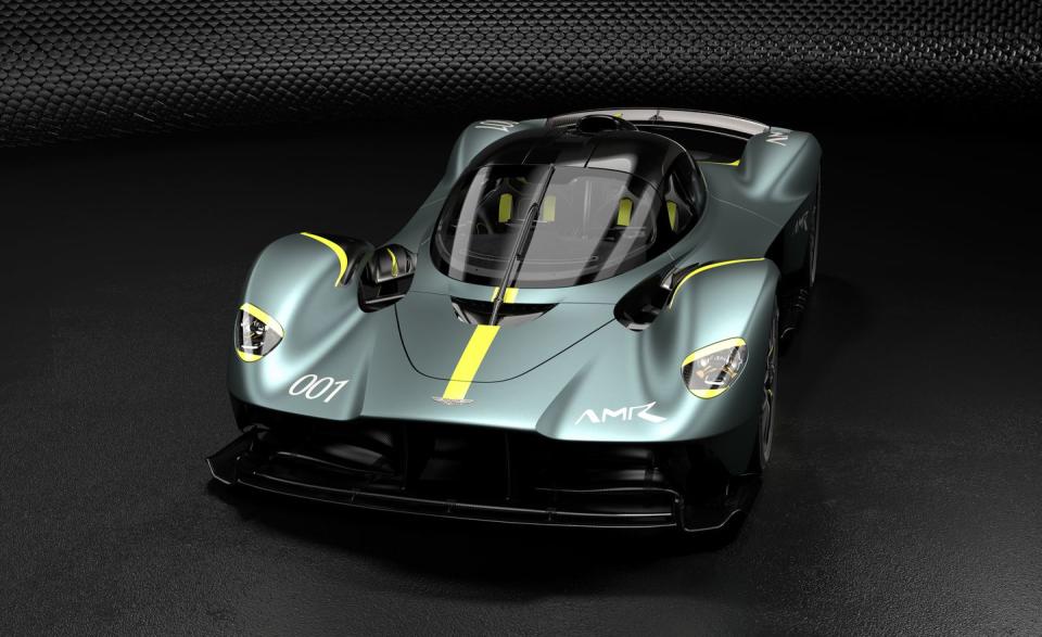 <p>It will also be possible to specify exposed tinted-carbon bodywork, as well as a variety of different materials and surfaces including a milled carbon described as Mokume. The steering wheel can also be chosen with titanium switchgear.</p>