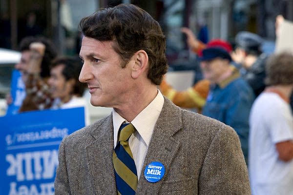 Marqué par son rôle de Harvey Milk dans le film du même nom de Gus Van Sant sorti en 2009, Sean Penn s'est lancé, après le tournage, dans la défense de la cause homosexuelle. Il a, à ce propos, profité de son discours lors de la cérémonie des Oscars la même année pour demander officiellement à Barack Obama et Arnold Schwarzenegger (alors gouverneur de la Californie) de lutter contre la Proposition 8 destinée à interdire les mariages homosexuels en Californie.