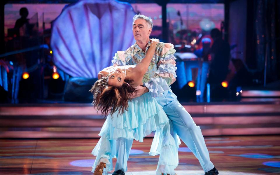 Greg Wise dancing the Macarena samba with partner Karen Hauer - BBC