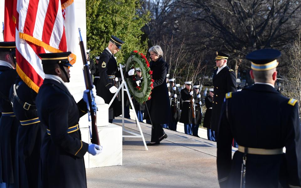 Theresa May lays a wreath at Arlington Cemetery - Andrew Parsons/i-Images