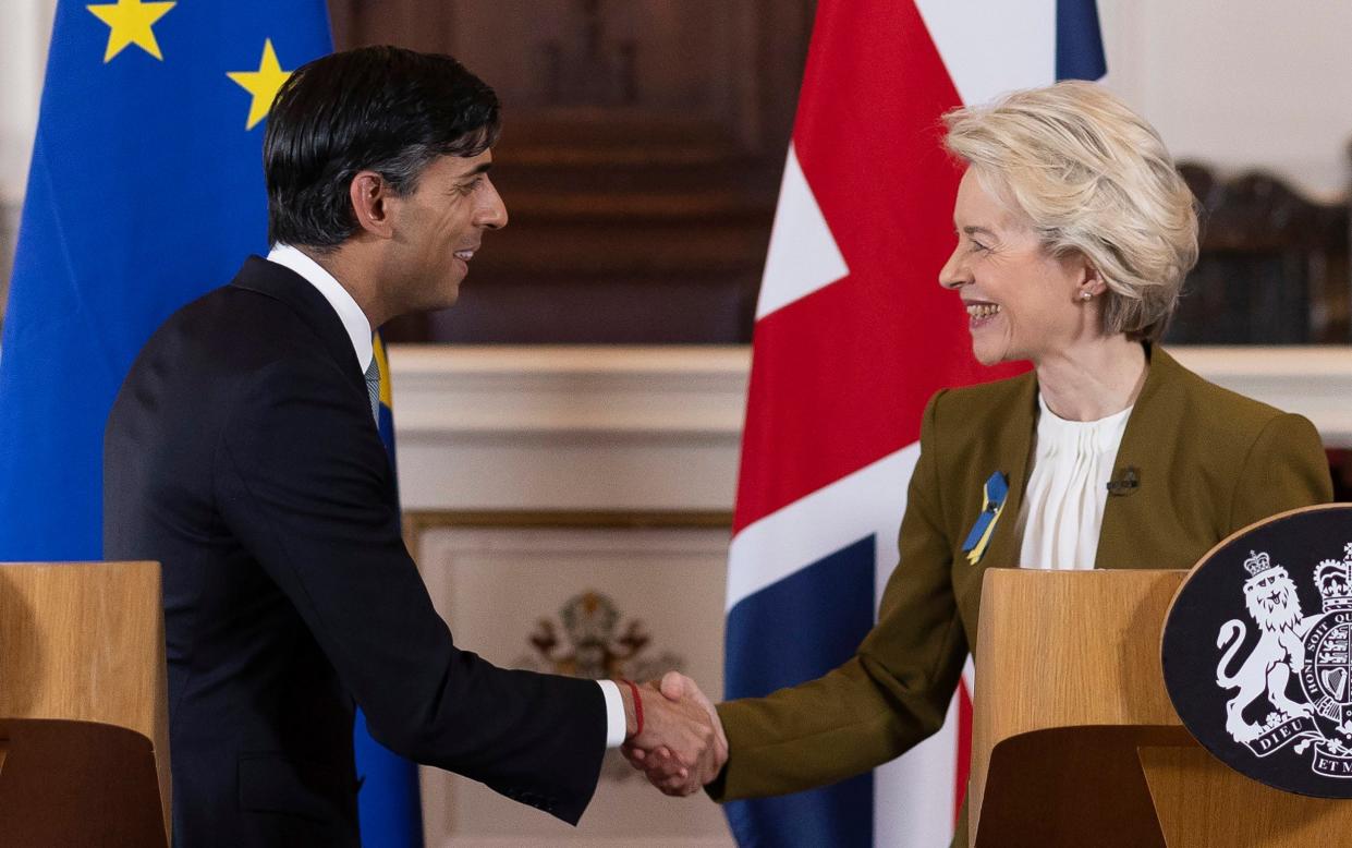 Rishi Sunak and EU Commission President Ursula von der Leyen