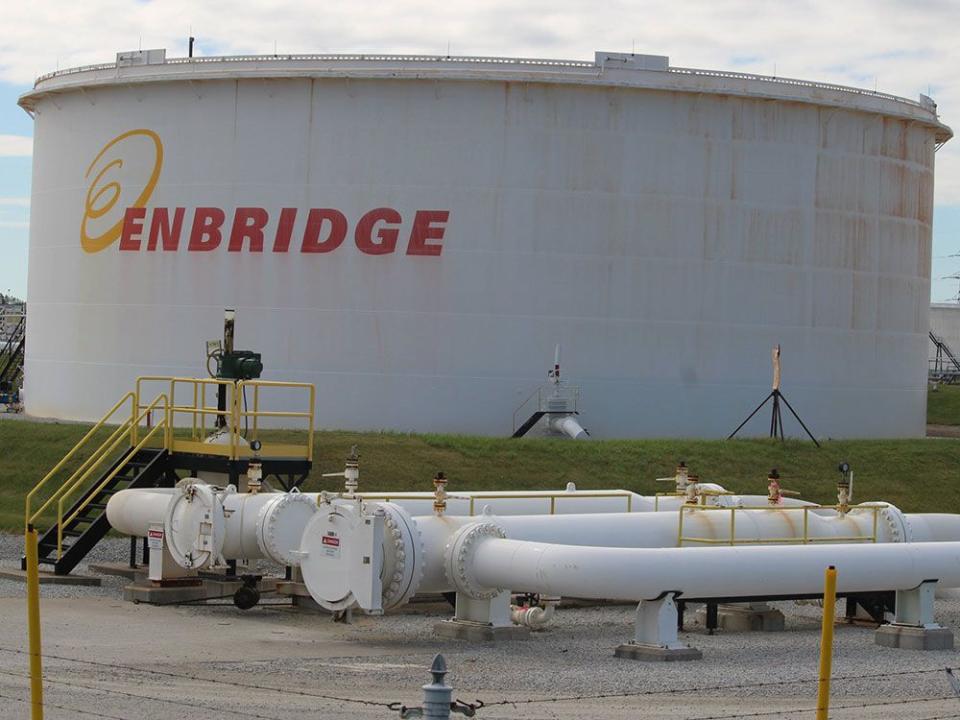  Enbridge Inc says it expects its business to continue to grow next year.