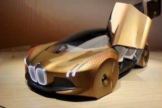 BMW Vision Next 100 Concept