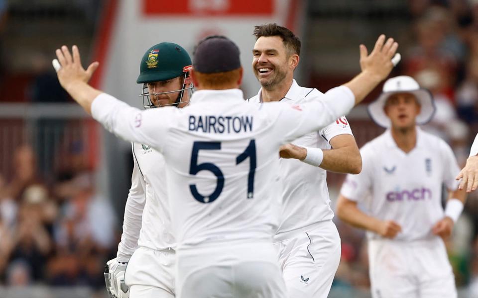 Jimmy Anderson (right) celebrates the wicket of Simon Harmer (left) - Jason Cairnduff/Action Images via Reuters