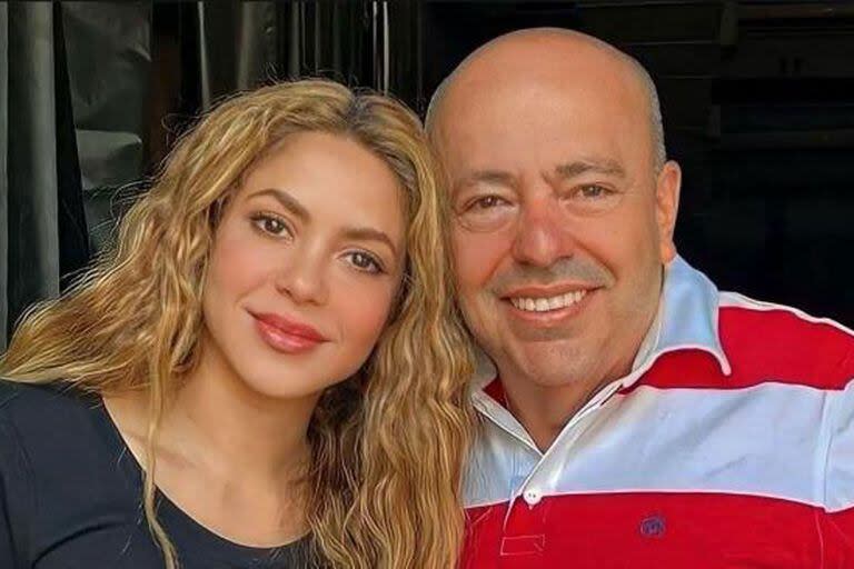 Shakira con su tío materno, Guillermo Ripoll