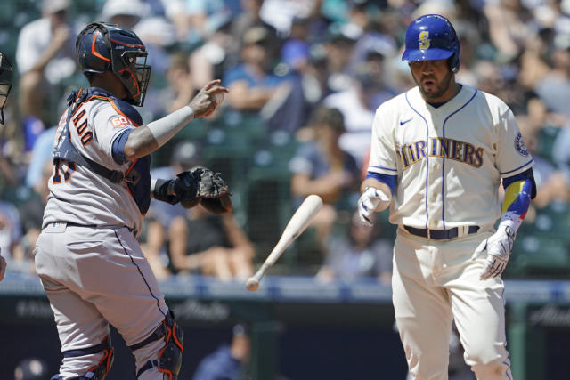 Houston Astros: Martín Maldonado lights a fire with Game 3's key hit