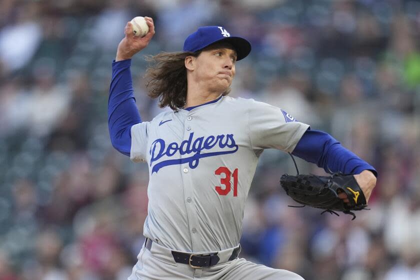 Tyler Glasnow pitches in the first inning Tuesday.