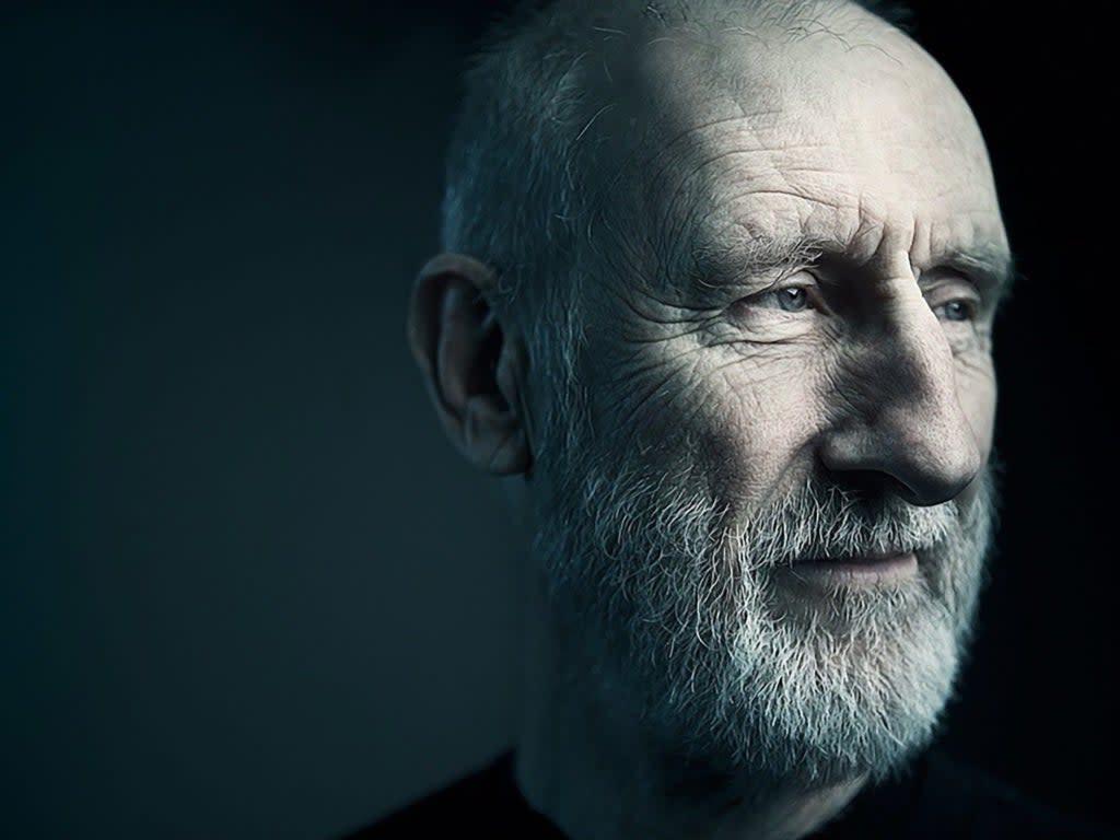 James Cromwell: “Debemos ser francos con las personas del poder, así es como se hace un cambio”  (Ryan Rogers)