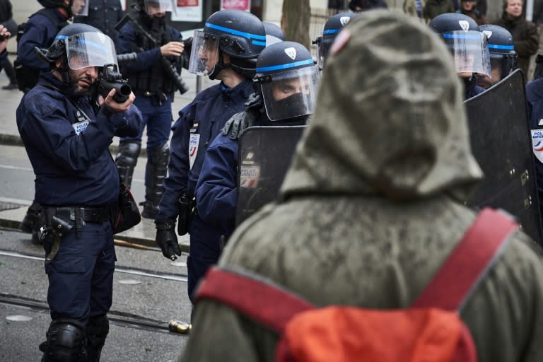 French police are equipped with defence ball launchers (LBDs), often known as Flash Balls that can fire 40mm (1.6-inch) rubber and foam rounds