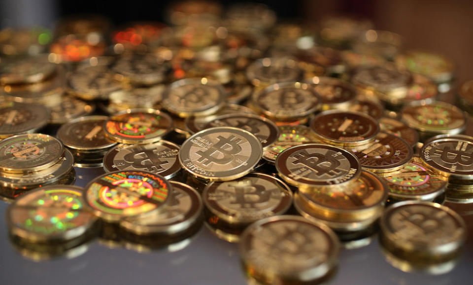 Oggi i bitcoin hanno superato i 10mila dollari di valore e in quella discarica, da quattro anni, stanno ammuffendo quasi 100 milioni di dollari. (Credits – Getty Images)