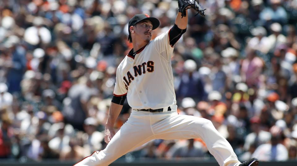 Ex-Giants star Tim Lincecum is reportedly close to signing with the Texas Rangers for his second big-league comeback attempt. (AP)