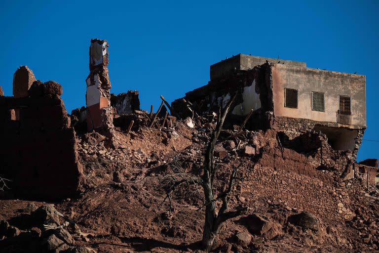 El terremoto destruyó por completo miles de viviendas