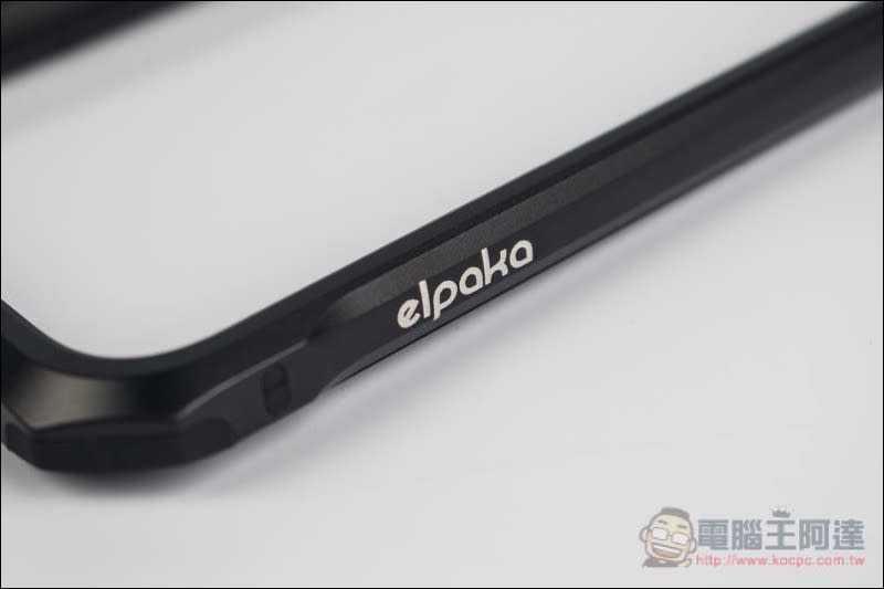 Elpaka iPhone 8/8 Plus 磁吸與玻璃金屬保護殼開箱推薦 相容 7/7Plus、iPhone X 即將登場