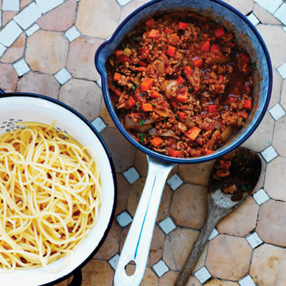 Bolognese sauce with spaghetti