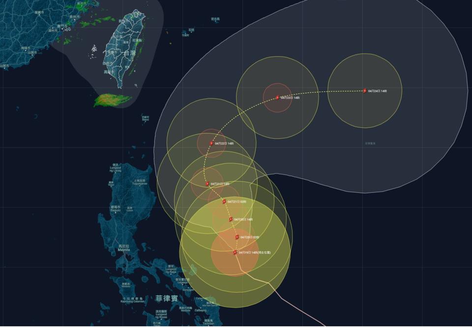舒力基週四大角度轉向東北、加速。（圖／翻攝自台灣颱風論壇｜天氣特急Facebook）