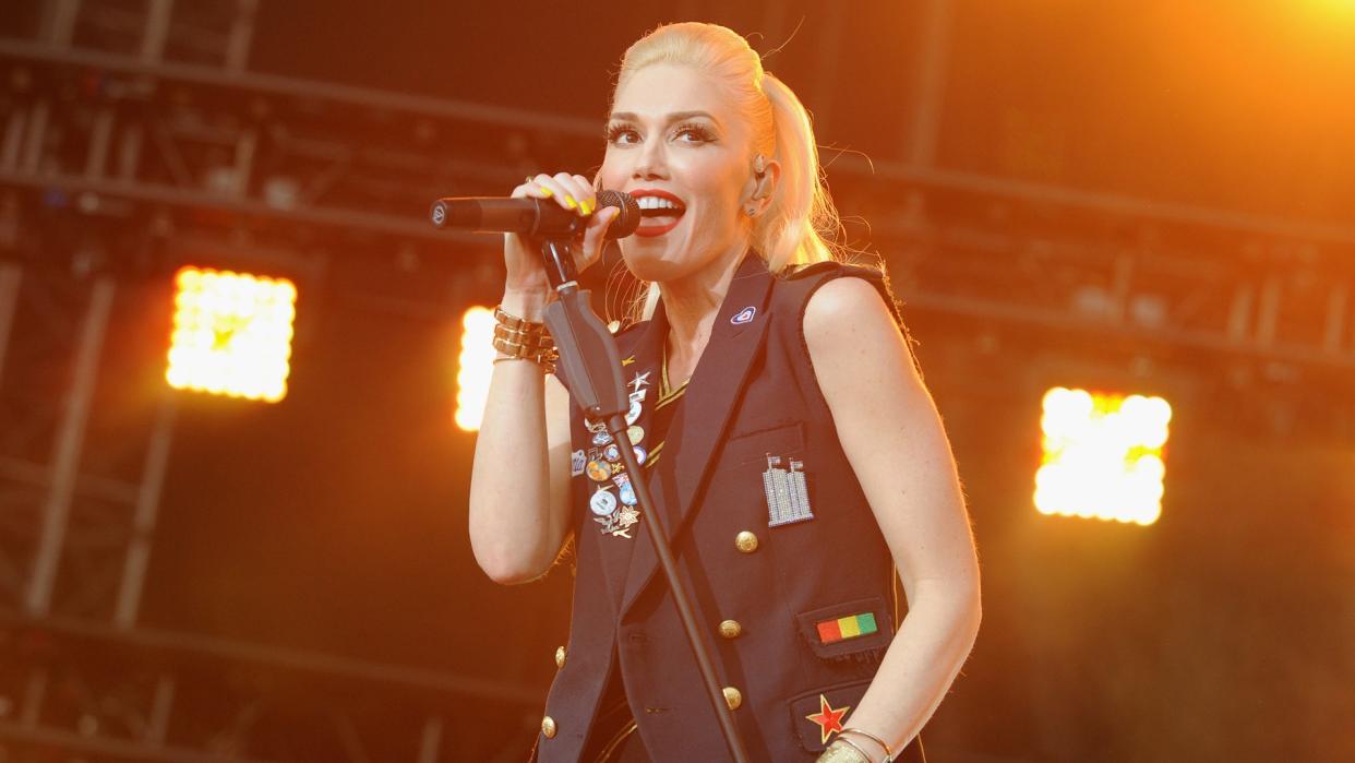 WASHINGTON, DC - APRIL 18:  Singer-songwriter Gwen Stefani of No Doubt performs onstage at the Global Citizen 2015 Earth Day Courtesy of Partner Citi at National Mall on April 18, 2015 in Washington, DC.